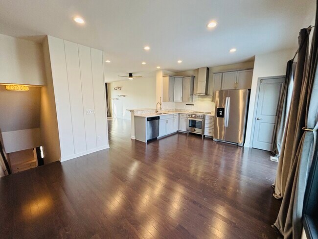 Foto del edificio - 160 Hamilton Ave NW