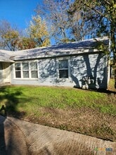 Building Photo - 1903 Poage Ave