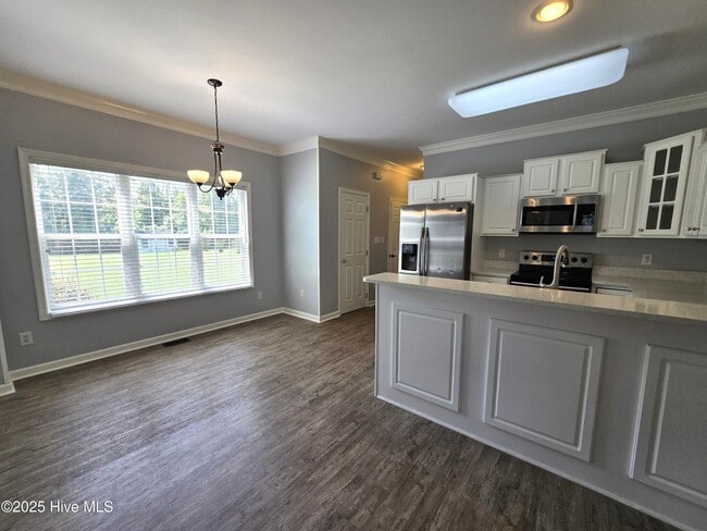 Building Photo - 315 Orchard Dr