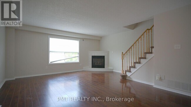 Building Photo - 1530-1530 Reeves Gate