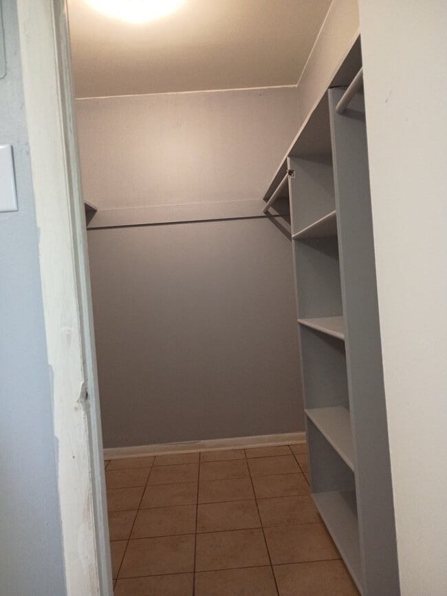 Closet - 1714 S 28th St