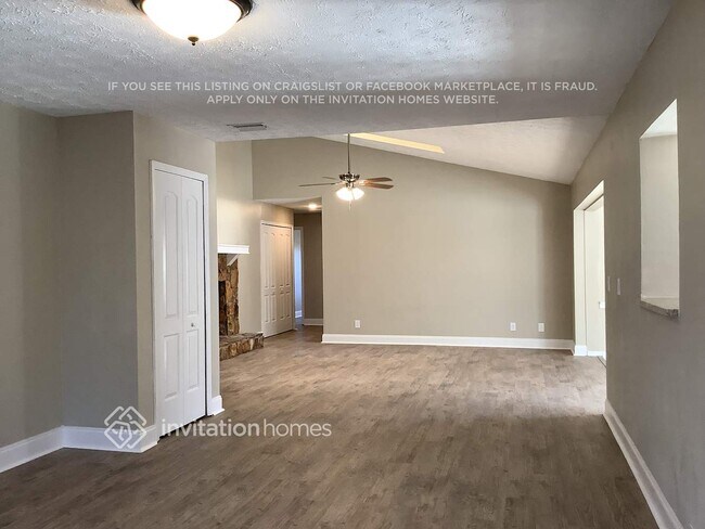 Building Photo - 4305 Elton Pl