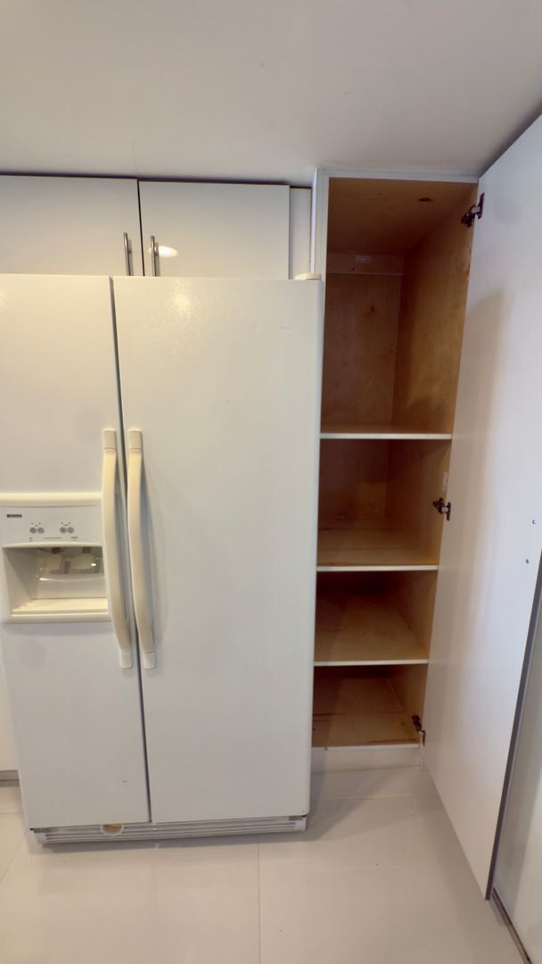 Foto del edificio - Spacious One Bedroom Two Bath Condo with Parking at Buckley Towers in North Miami Beach
