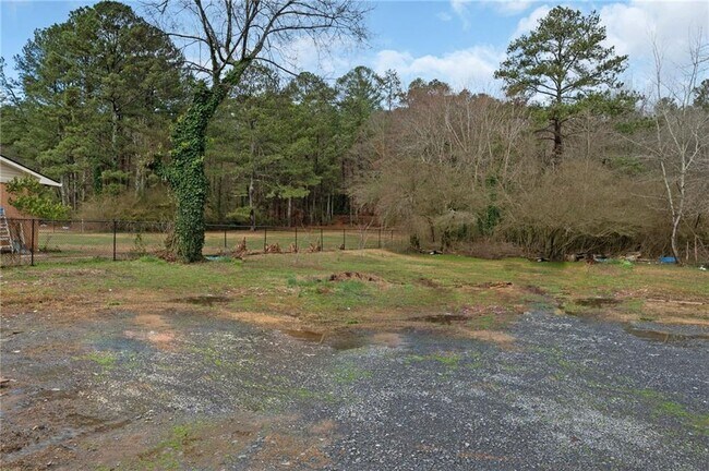 Foto del edificio - 1214 Cave Spring Rd SW