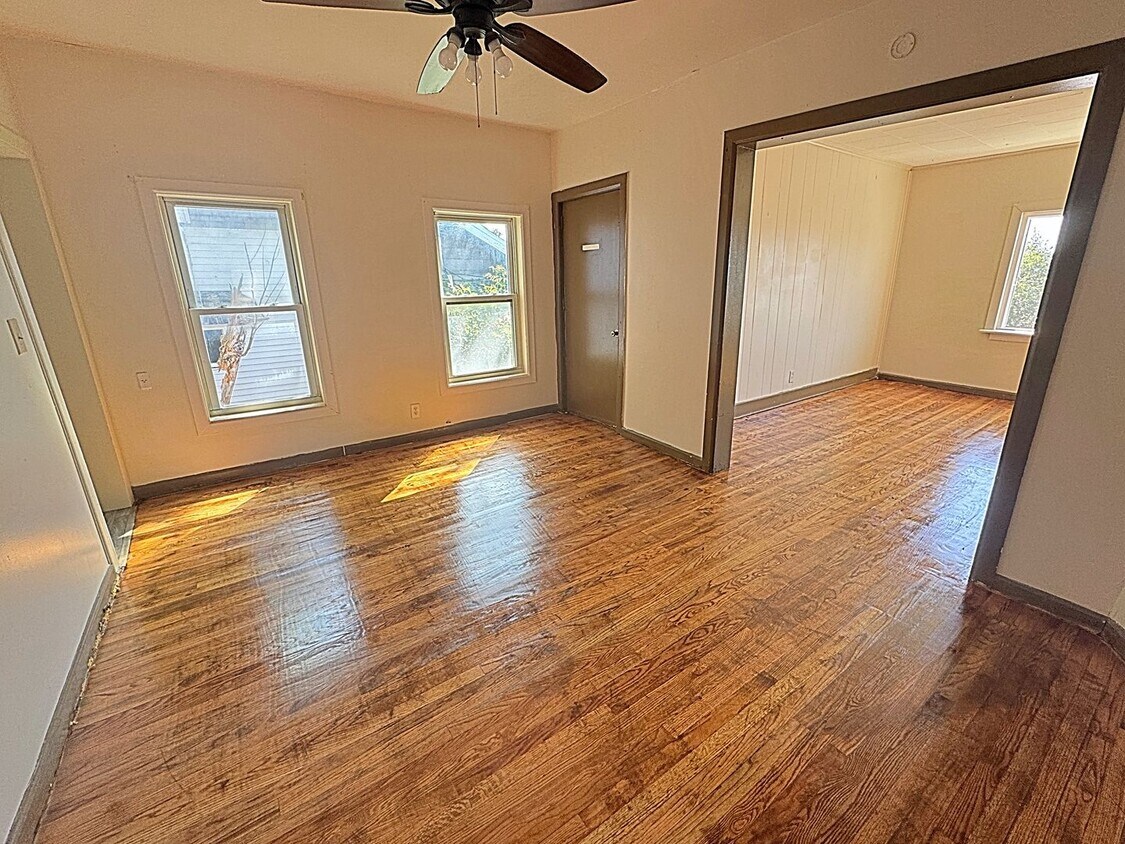 Foto principal - 630 Carbon St