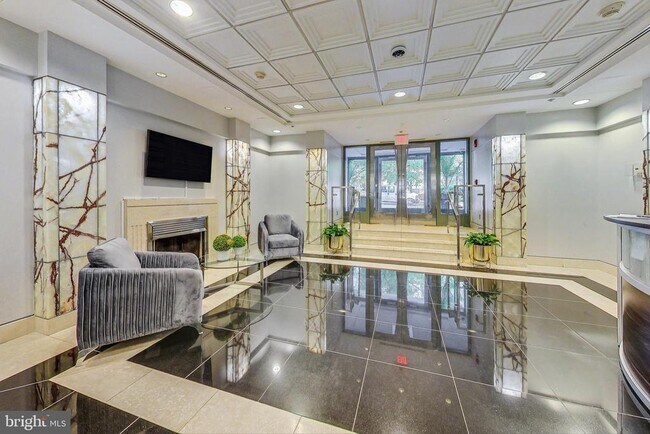 Foto del edificio - 1150 K St NW