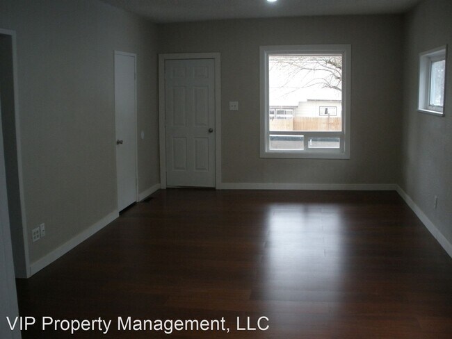 Building Photo - 3 br, 1 bath House - 622 Upper 3rd