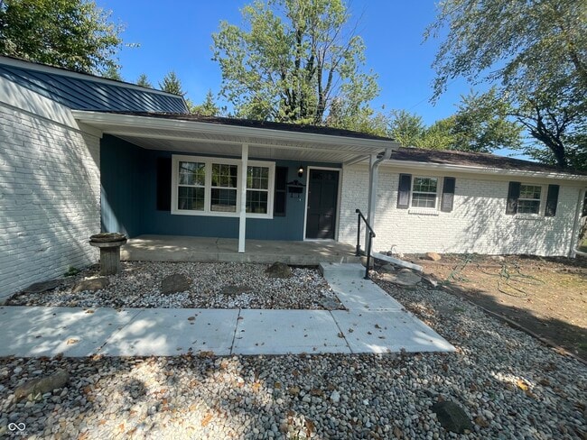 Building Photo - 1416 Miami Ct S