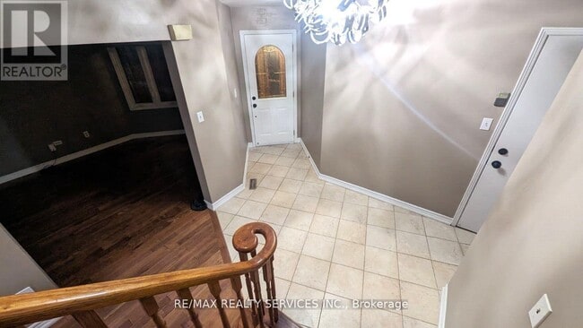 Photo du bâtiment - 57 Atkins Cir