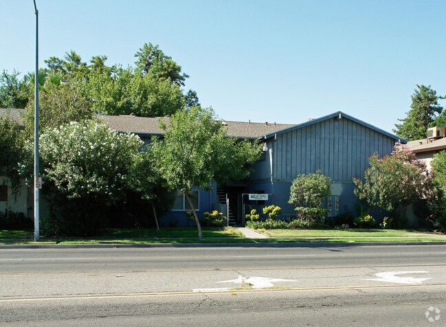 Building Photo - 1959 W Shields Ave