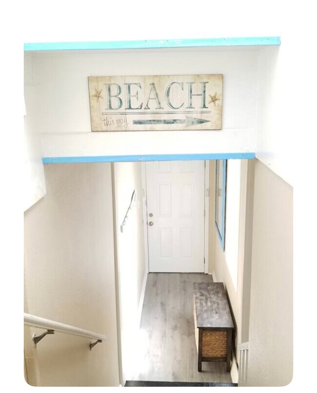 Front entry - 1013 56th St