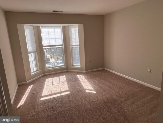 Building Photo - 5921 Millrace Ct