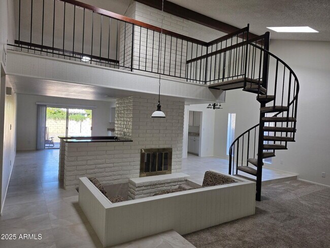 Foto del edificio - 1650 W Kiowa Ave