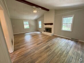 Building Photo - 285 High Meadow Dr