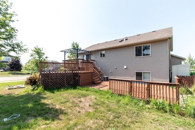 Foto del edificio - 5385 Florence Dr NW