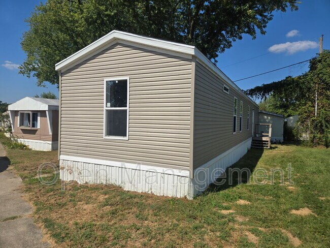 Foto del edificio - 900 N Curry Pike