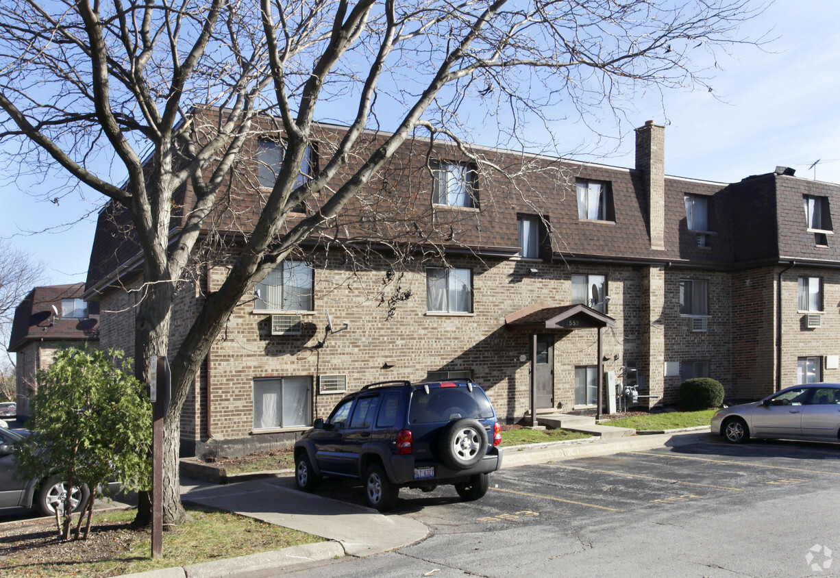 Foto principal - 553 W Dempster St