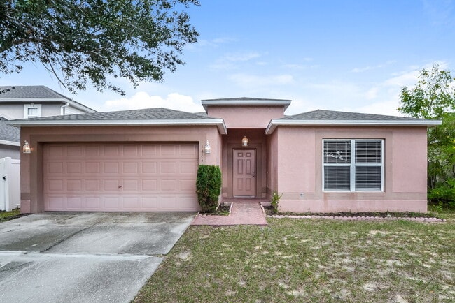 Building Photo - 16041 Wilkinson Dr