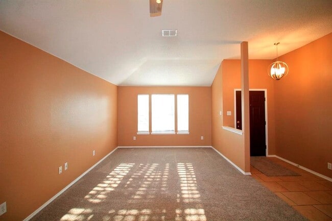 Foto del edificio - 1105 Trinity Trail