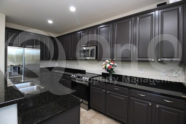 Foto del edificio - 25518 N 50th Ln