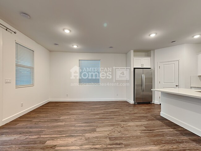 Building Photo - 9139 S Conquistador Street