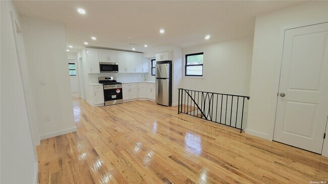 Foto del edificio - 119-02 Long St