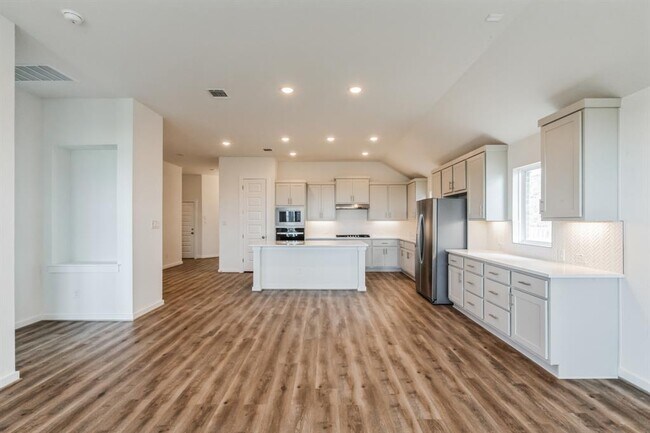 Building Photo - 4314 Bancroft Ln