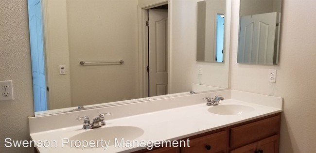 Foto del edificio - 3 br, 2.5 bath House - 6704 S. Mariposa Lane