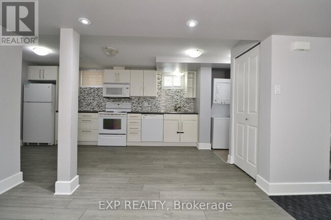 Building Photo - 1344 Avenue U