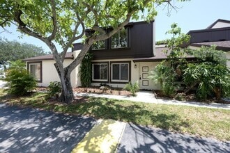 Building Photo - 5280 Bosque Ln