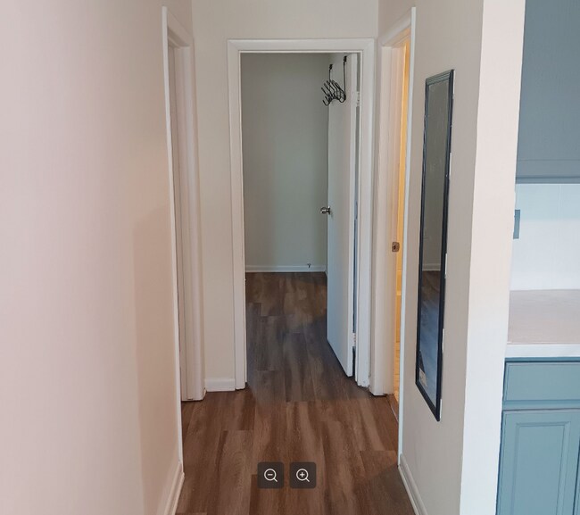 Photo - 5304 Jackson St Apartment