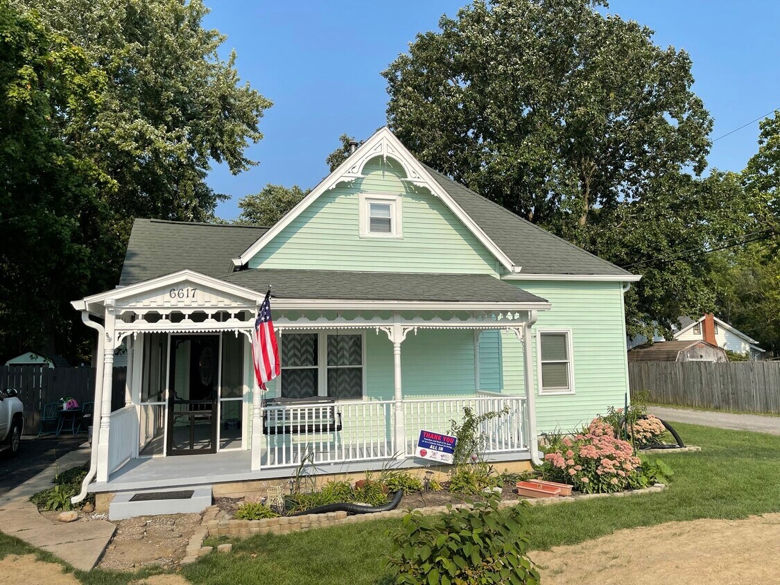 Primary Photo - 6617 N Brandon St