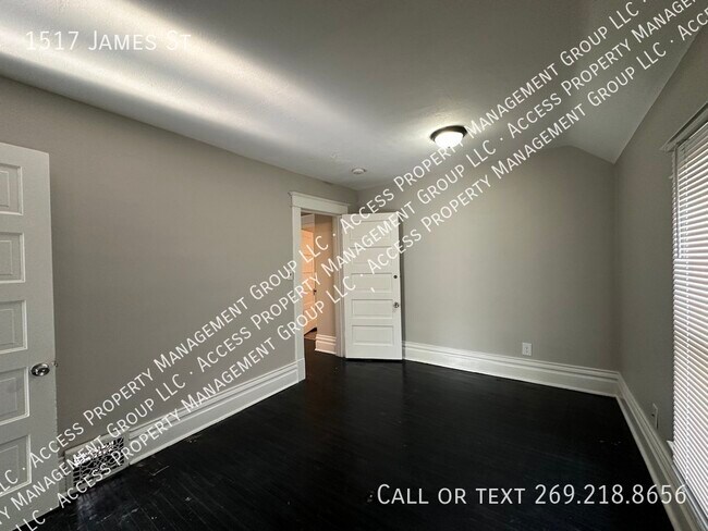 Foto del edificio - 1517 James St