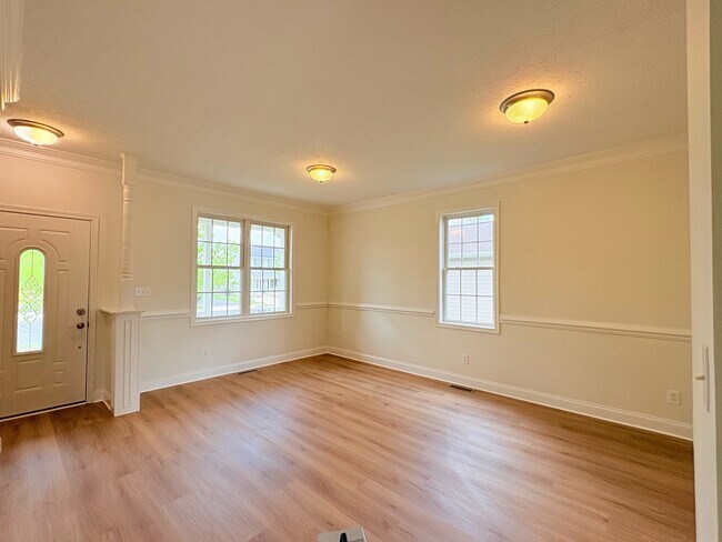 Building Photo - 129 Forever Ct