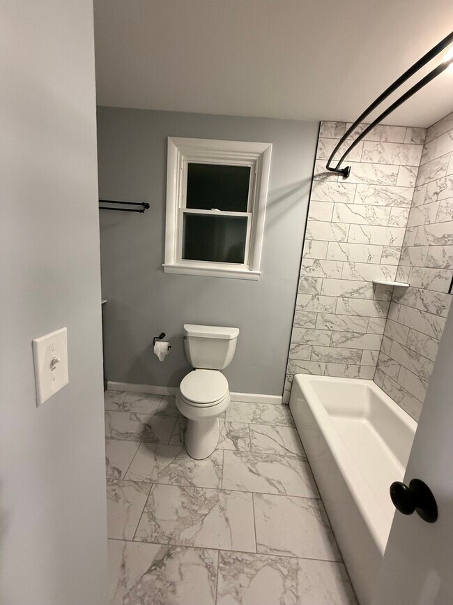 Foto del edificio - 737 Harpeth Pky W