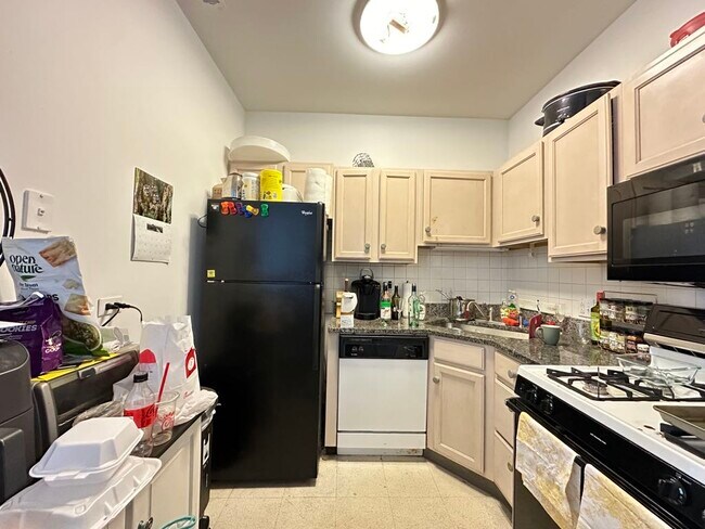 Foto del edificio - 3037 N Clark St