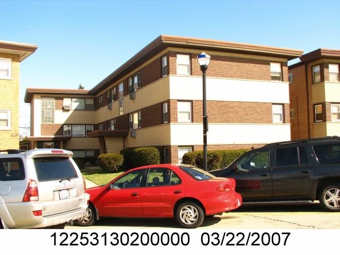 28 W Conti Pky, Elmwood Park, IL 60707 Apartments in Elmwood Park, IL