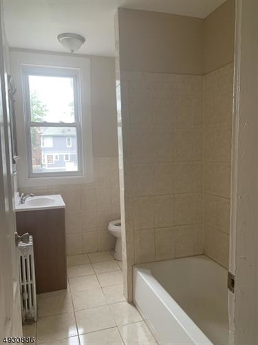 Building Photo - 453 Hillside Ave