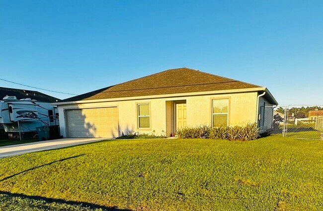 Foto del edificio - 2371 SW Chestnut Ln