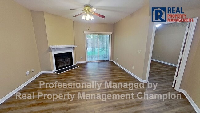 Photo - 4230 Wilshire Blvd Apt 106