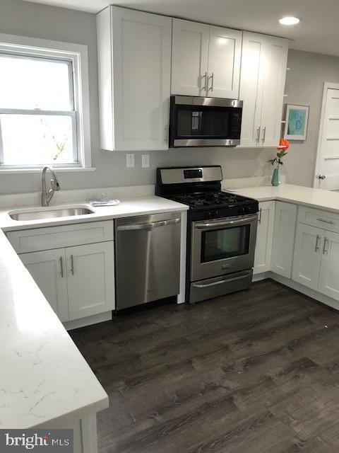 Foto principal - 2133 S Randolph St