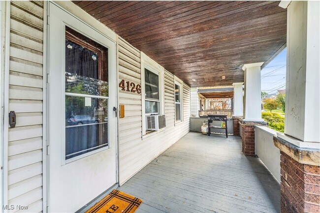 Foto del edificio - 4126 Gifford Ave