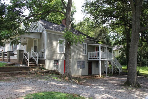 Building Photo - 1928 Meador Ave SE