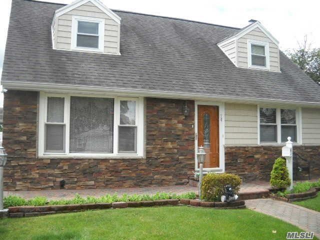 Primary Photo - 74 Corey Ln