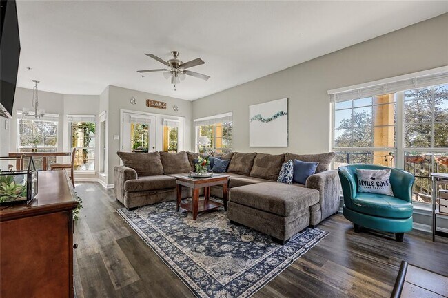 Foto del edificio - 3404 American Dr