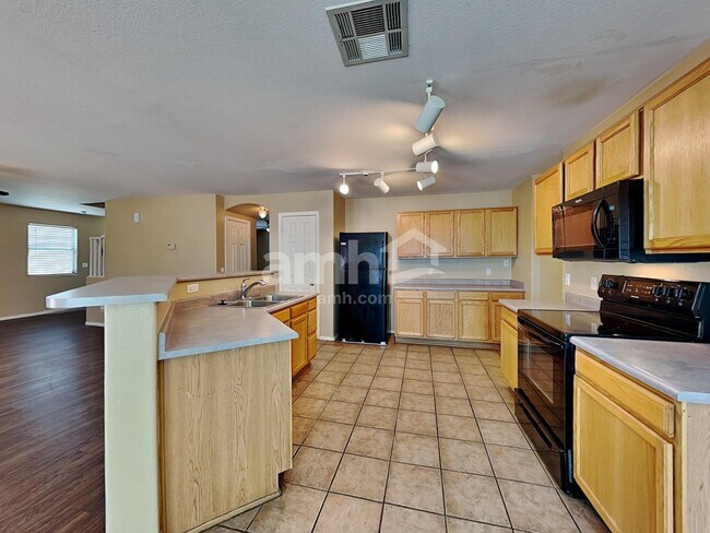 Foto del edificio - 8947 W Charleston Ave