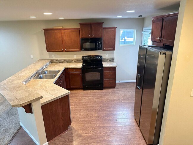 Foto del edificio - 3968 SE Lone Oak St