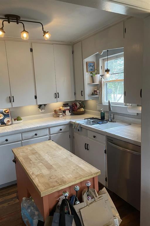 Foto del edificio - 200 S Cedar St