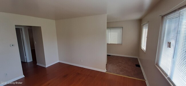 Building Photo - 408 N Clark Blvd