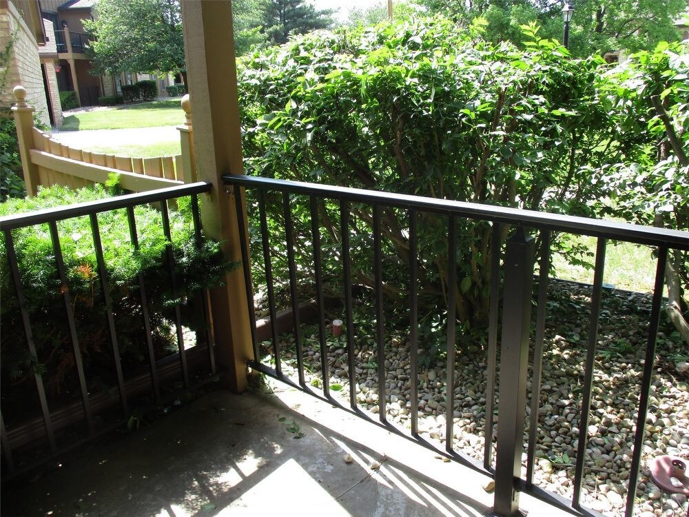 Primary Photo - 667 Frontier Court - 1